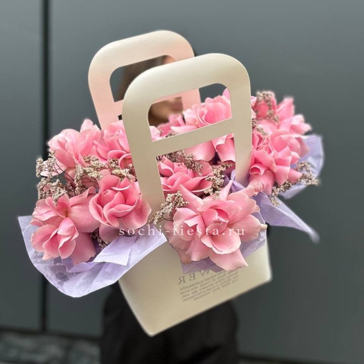 Сумочка розовых роз "Плинки" в Липецке