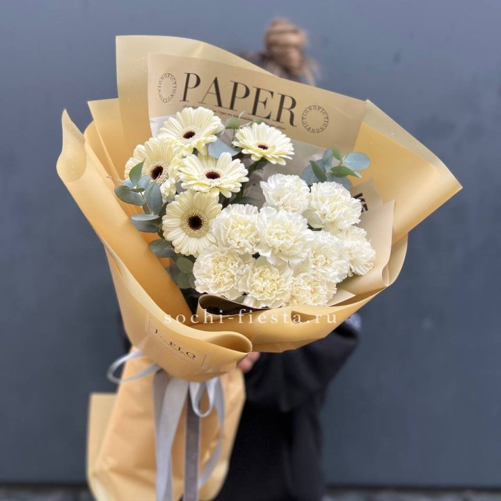  Букет с диантусами и герберами в Липецке