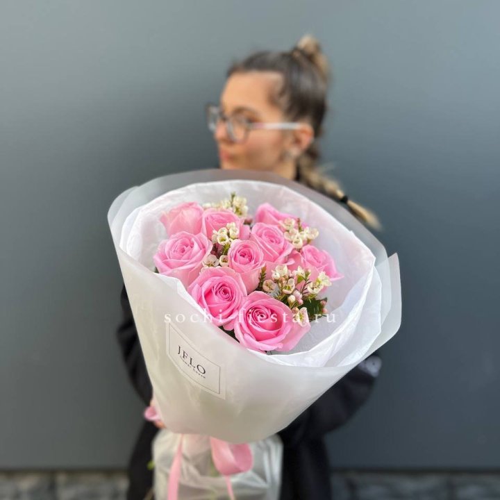 Букет розовых роз  в Липецке