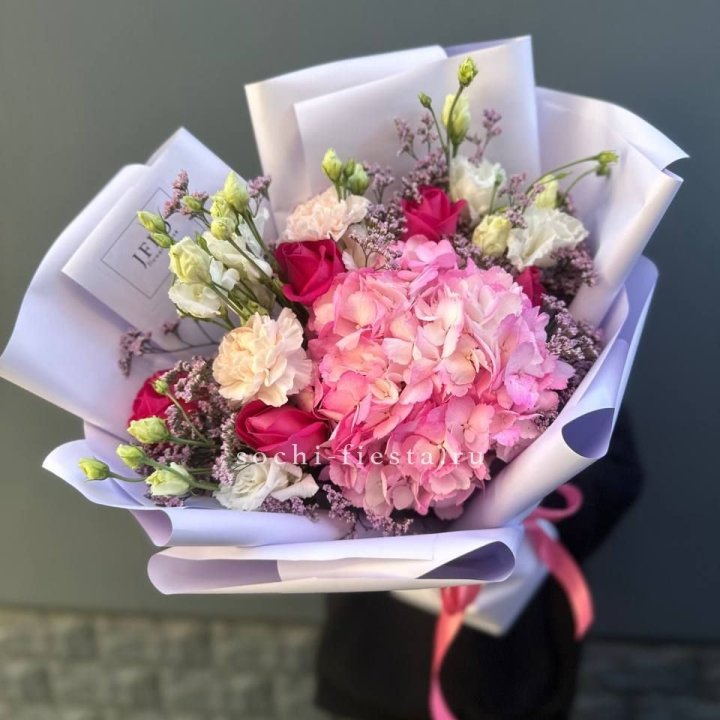 Гортензия "Перпил" в Липецке