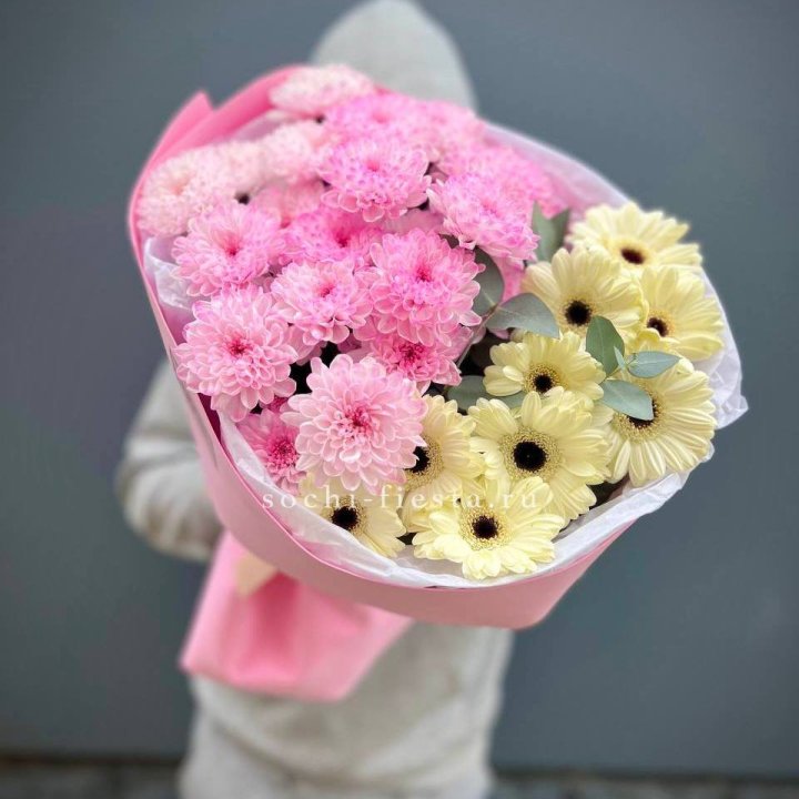 Дуо хризантем и гербер в Липецке