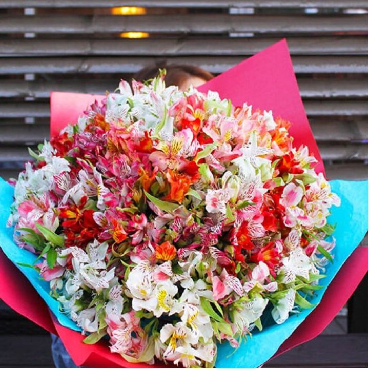 101 альстромерия в Липецке