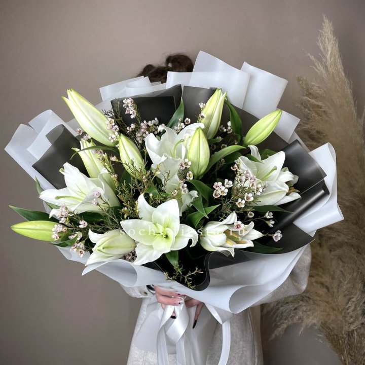 Букет лилий Снежная королева в Липецке