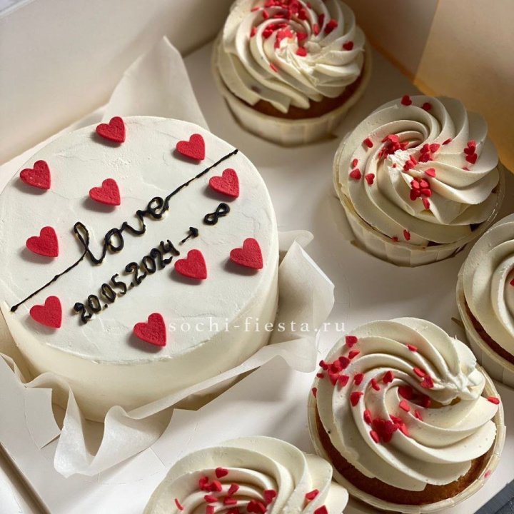 Капкейки и бенто-торт "Любимые" в Липецке