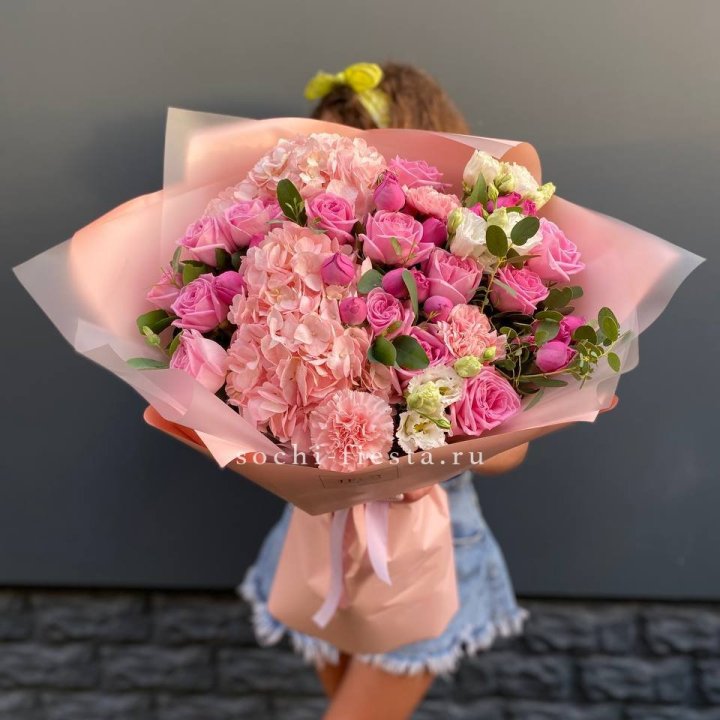 Авторский букет "Восторг" в Липецке