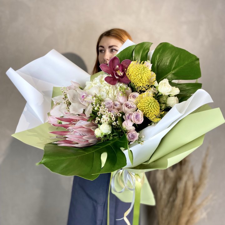 Дизайнерский букет экзотики в Липецке