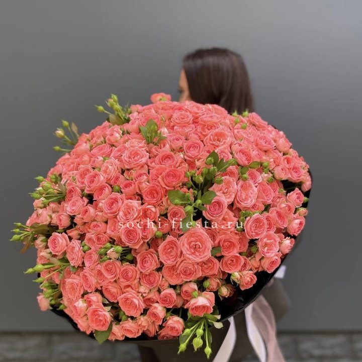 101 кустовая роза Барбадос в Липецке