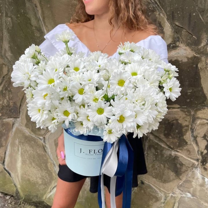 Коробка с хризантемами №2 в Липецке