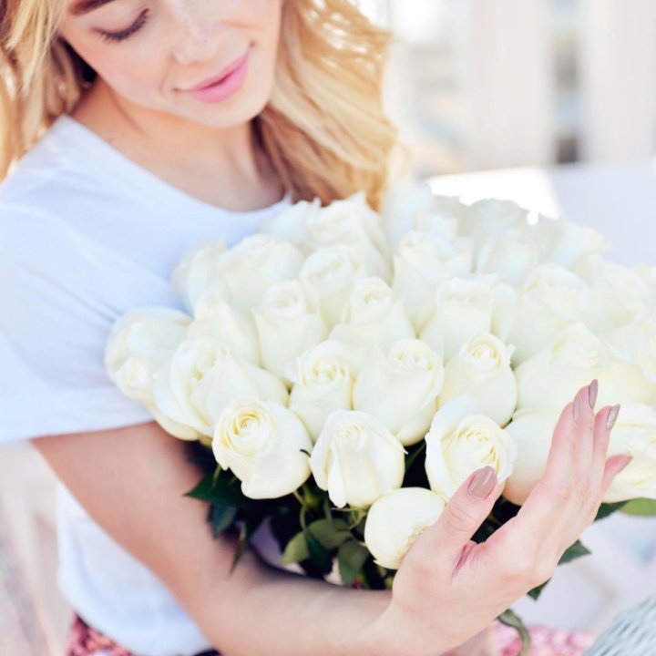 Букет высоких роз "Облака" в Липецке