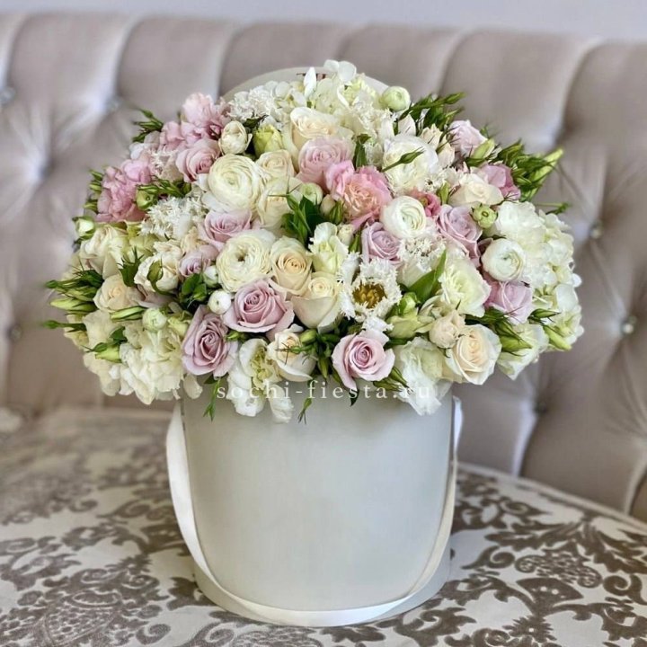 Цветочный бокс "Ловинг" в Липецке