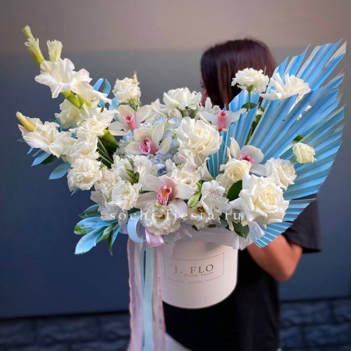 Цветочный бокс №3 в Липецке