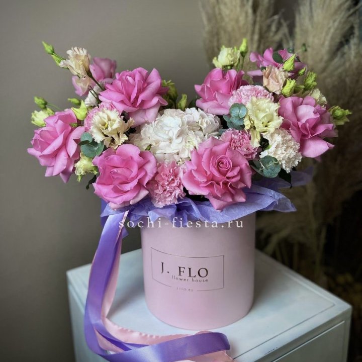 Цветочная коробка "Мишель" в Липецке