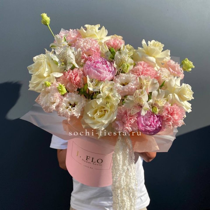 Дизайнерский бокс "Альфина" в Липецке