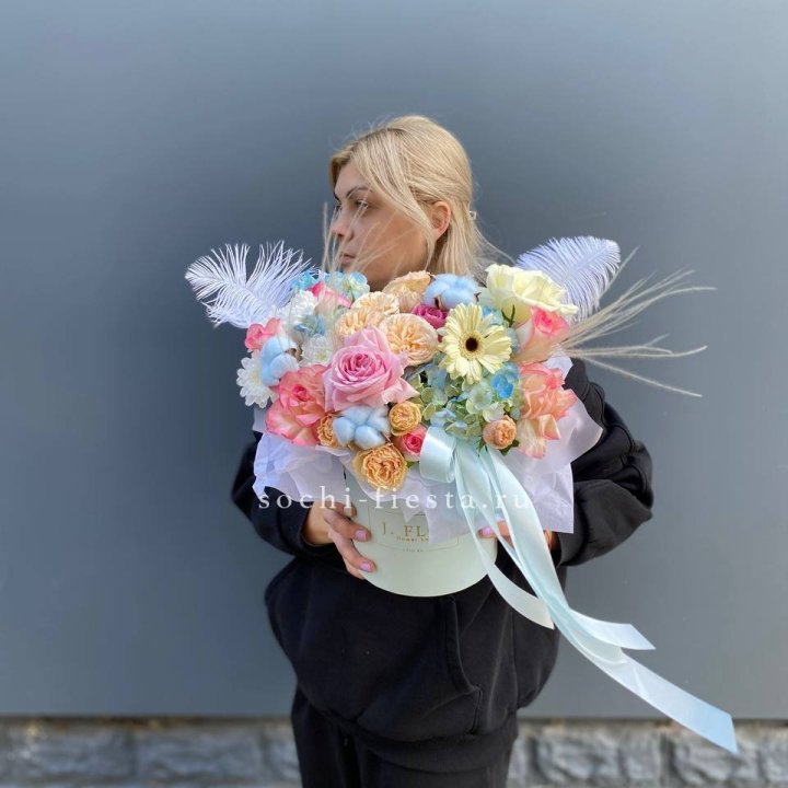 Бокс "Голубая нева" в Липецке