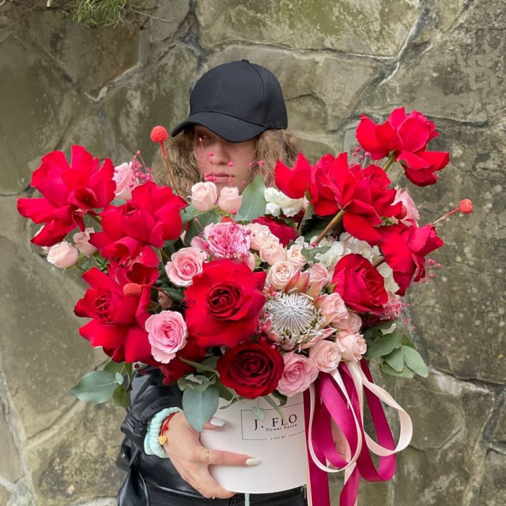 Яркий бокс "Для неё" в Липецке