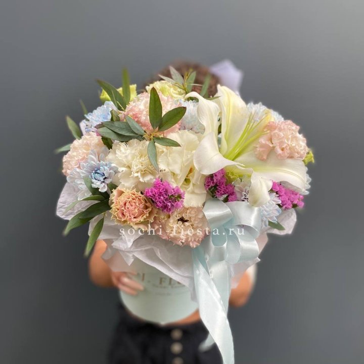 Дизайнерский цилиндр "Лилия" в Липецке