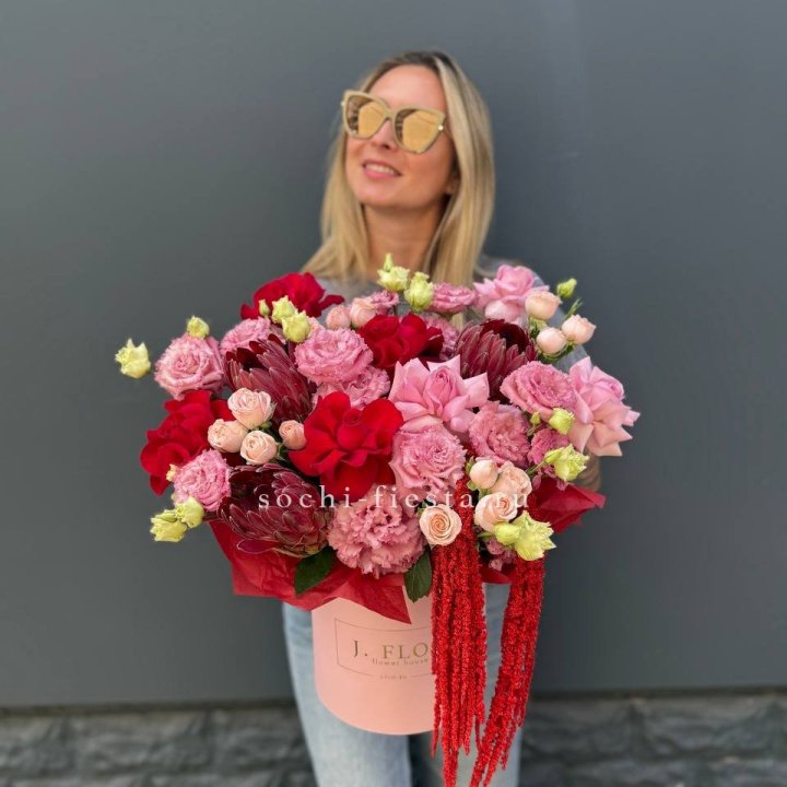 Дизайнерский цилиндр "Криотель" в Липецке