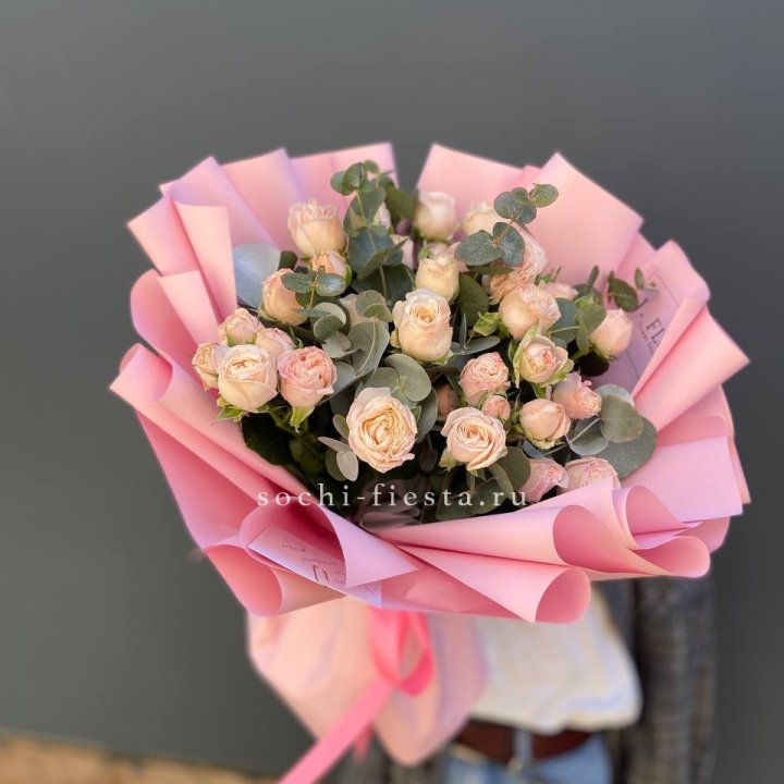 Букет пионовидных роз Cute Love в Липецке