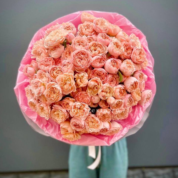 Букет кустовых пионовидных роз Джульетта "Принцесса" в Липецке