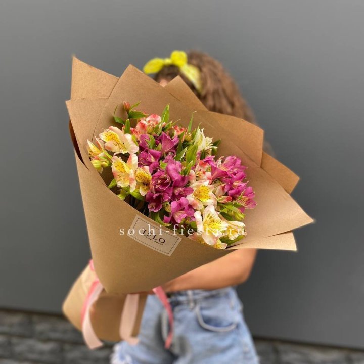 Альстромерии в крафте в Липецке