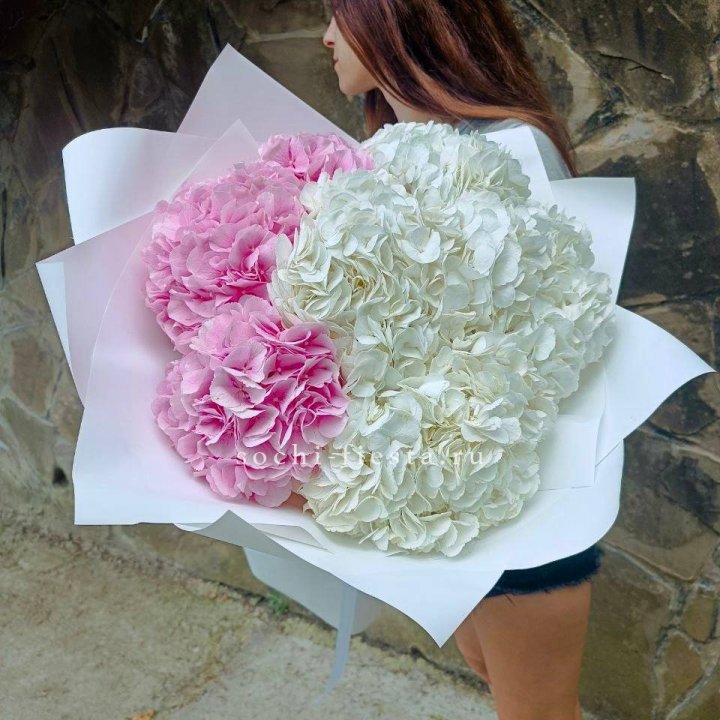 Букет гортензий №2 в Липецке