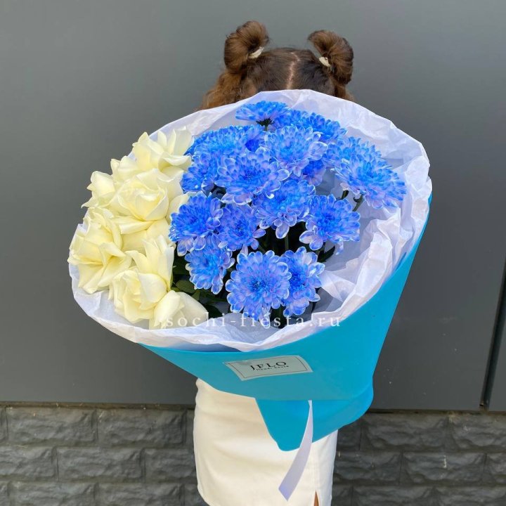 Дуо букет розы и хризантема в Липецке