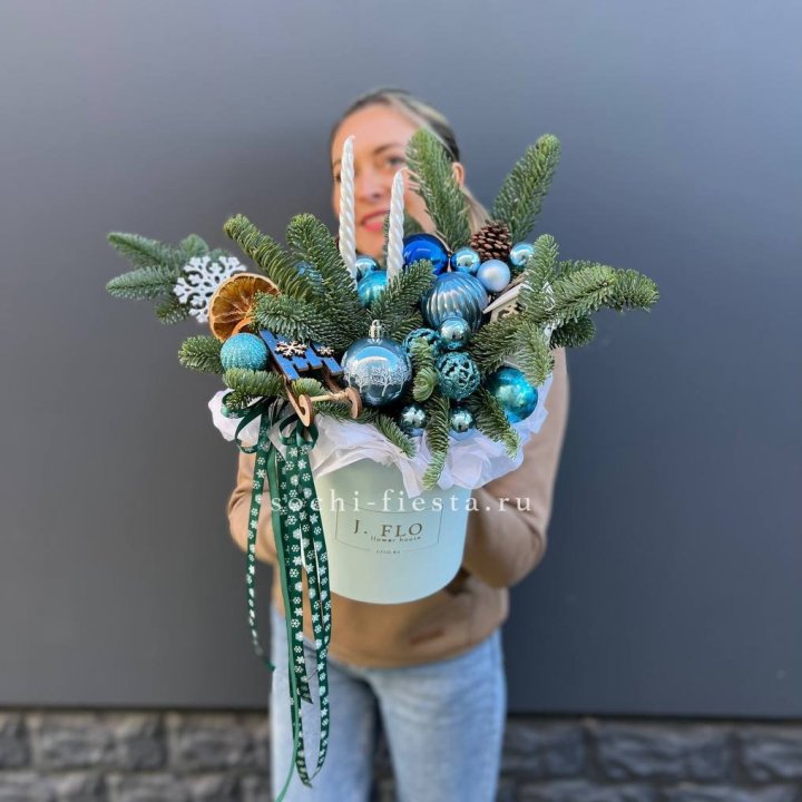 Композиция "Мери крисмас блю" в Липецке