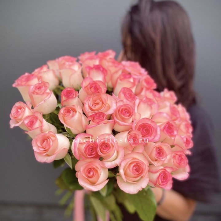 Охапка Роз Джумилия в Липецке