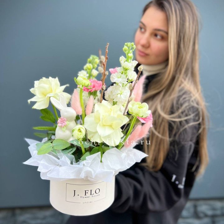 Цветочный бокс "Пасхальная композиция" в Липецке