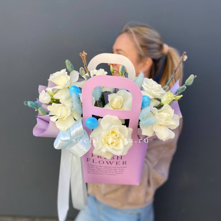 Цветочная сумочка "Пасхальная композиция" в Липецке