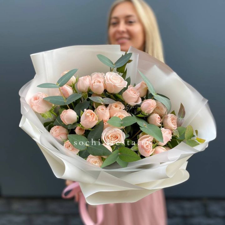 Букет кустовых роз "Фреш" в Липецке