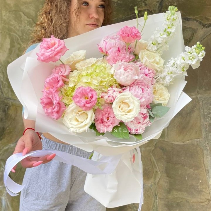 Букет с пионами №3 в Липецке