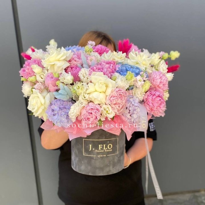 Цилиндр с пионами "Аса" в Липецке