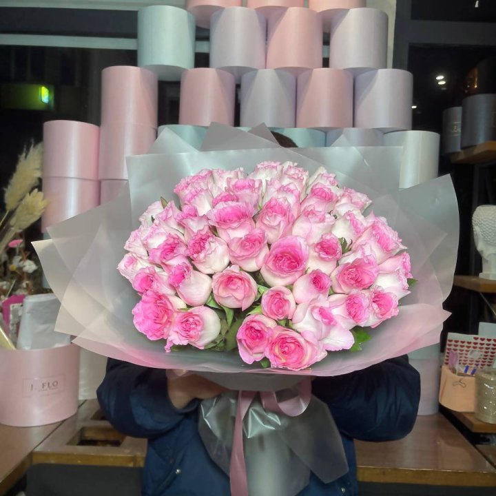  51 розовых роз в Липецке