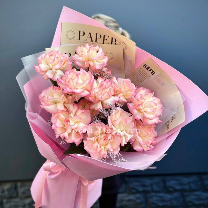 15 французских роз "Джумилия" в Липецке