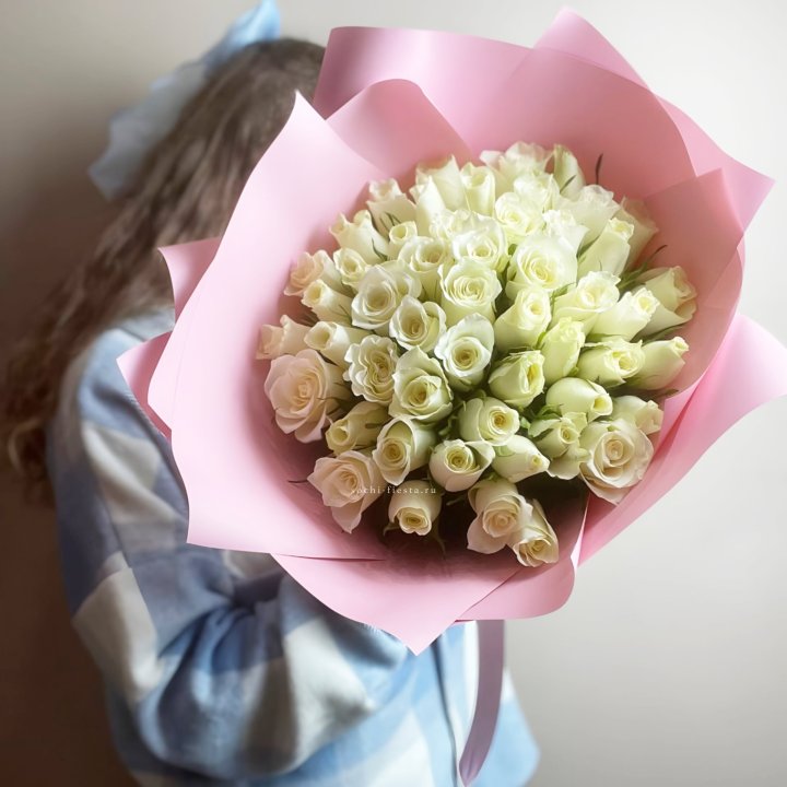 Букет из 51 белой розы (Кения) в Липецке