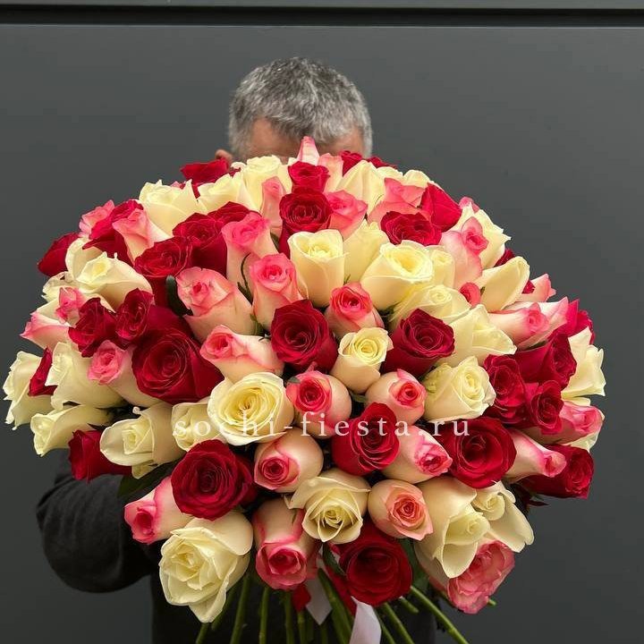 101 разноцветная роза "Джули" в Липецке
