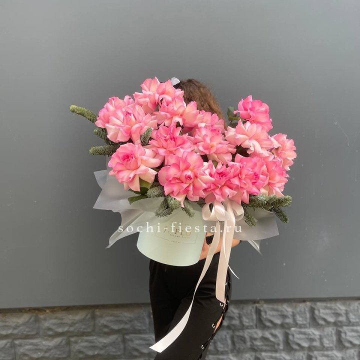 Бокс из 15 французских роз в Липецке