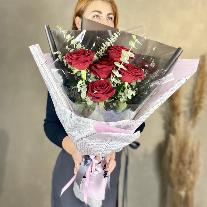 5 красных роз в Липецке