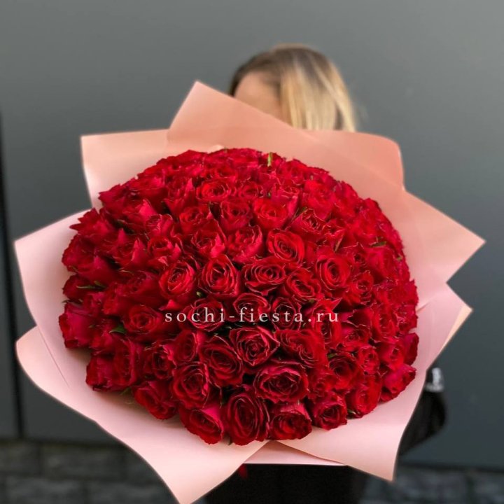 101 роза мадам ред в Липецке