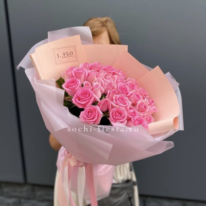 33 Розовые розы в Липецке