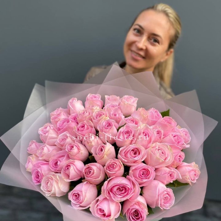 51 розовая роза в Липецке