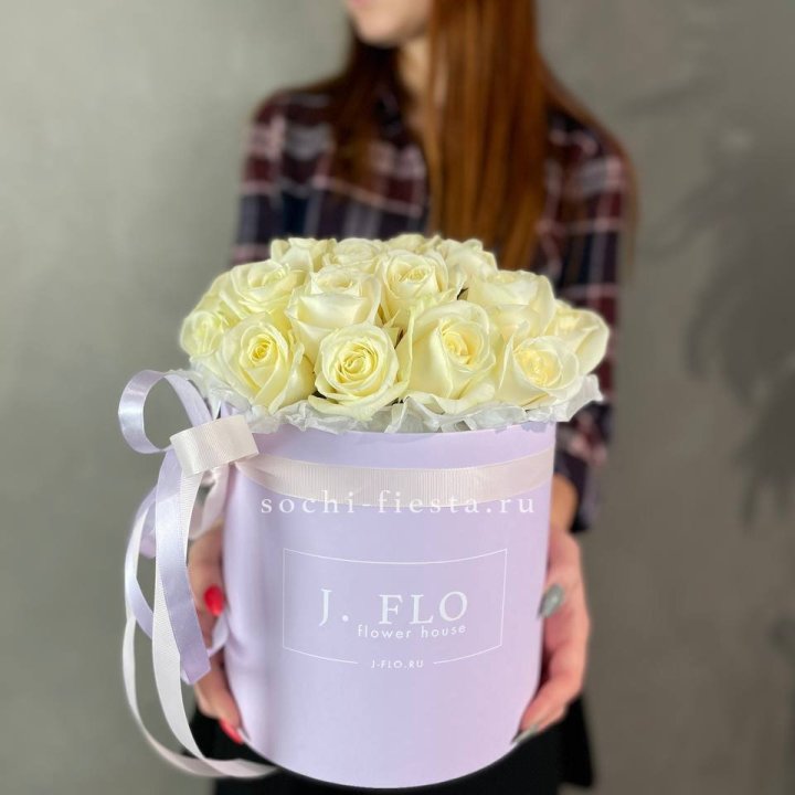 25 роз в цилиндре  в Липецке