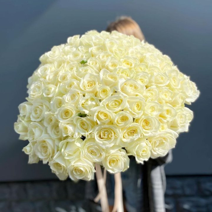 Букет  из 101 белой розы  в Липецке