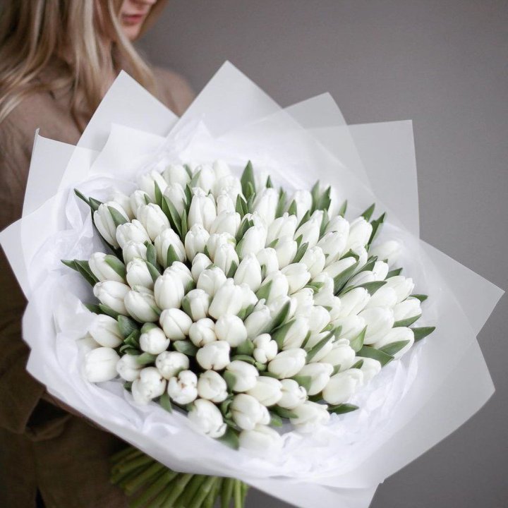 101 белый тюльпан в Липецке